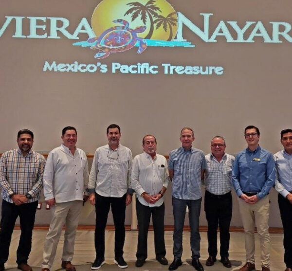 Ratifican a Jesús Carmona Jimenez al frente de los hoteleros de Bahía de Banderas