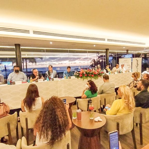 La gestión eficiente de Jesús Carmona Jiménez en la asociación de hoteles y moteles de la región.